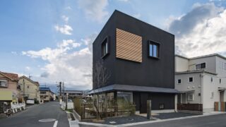 中２階のある住宅